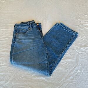 Universal thread highest rise straight crop jeans. GREAT CONDITION. Size 0/25.